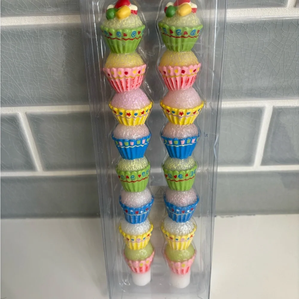 Department 56 Two Cupcake 8 Story Tower Multicolor Birthday Candles